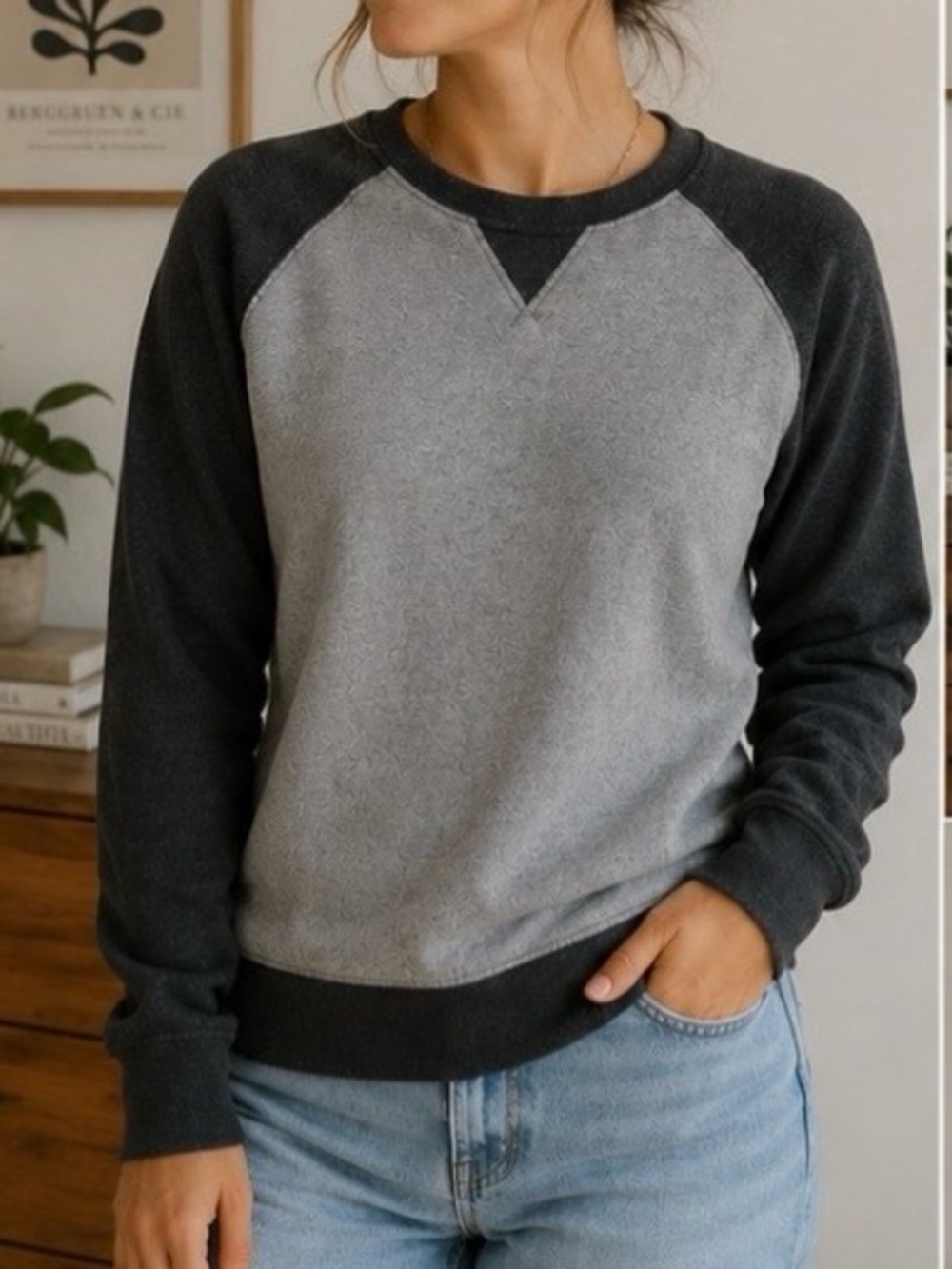 Muttonhead Made in Canada Two-Tone Crewneck Sweatshirt Gray Charcoal Size Small